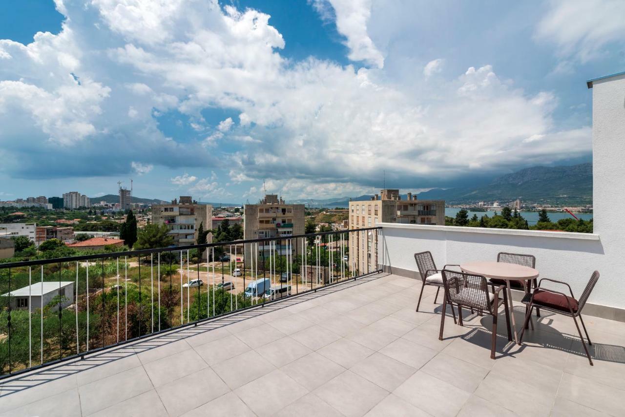Eva Split Sunset City View Teracce Exterior foto